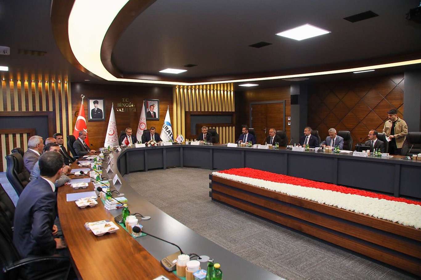 Fırat Kalkınma Ajansı Başkanı Şahin: Bölgeyi ekonomik ve sosyal yönden kalkındıracağız Fırat Kalkınma Ajansı Başkanı Şahin: Bölgeyi ekonomik ve sosyal yönden kalkındıracağız